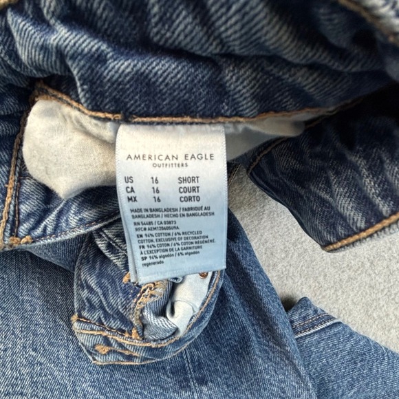 American Eagle Baggy Distressed High Rise Jeans Blue Denim Women's Size 16 Short - Picture 4 of 9